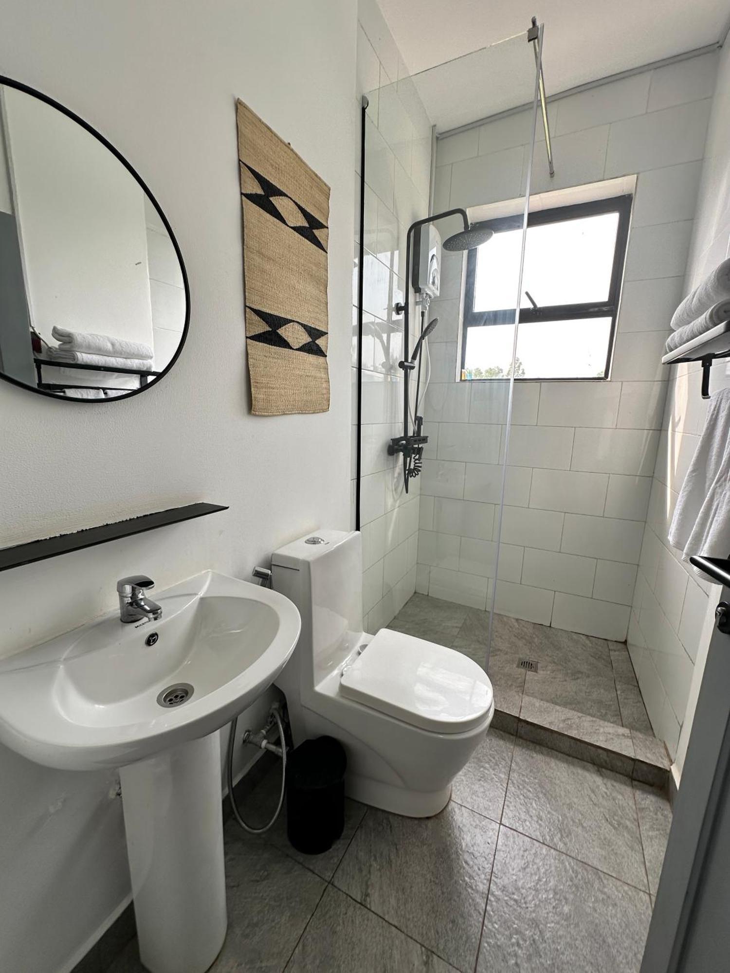 Coalescence Hotel Rwanda Kigali Esterno foto